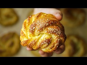 garlic-cloud-rolls-the-ultimate-garlic-bread-youtube image